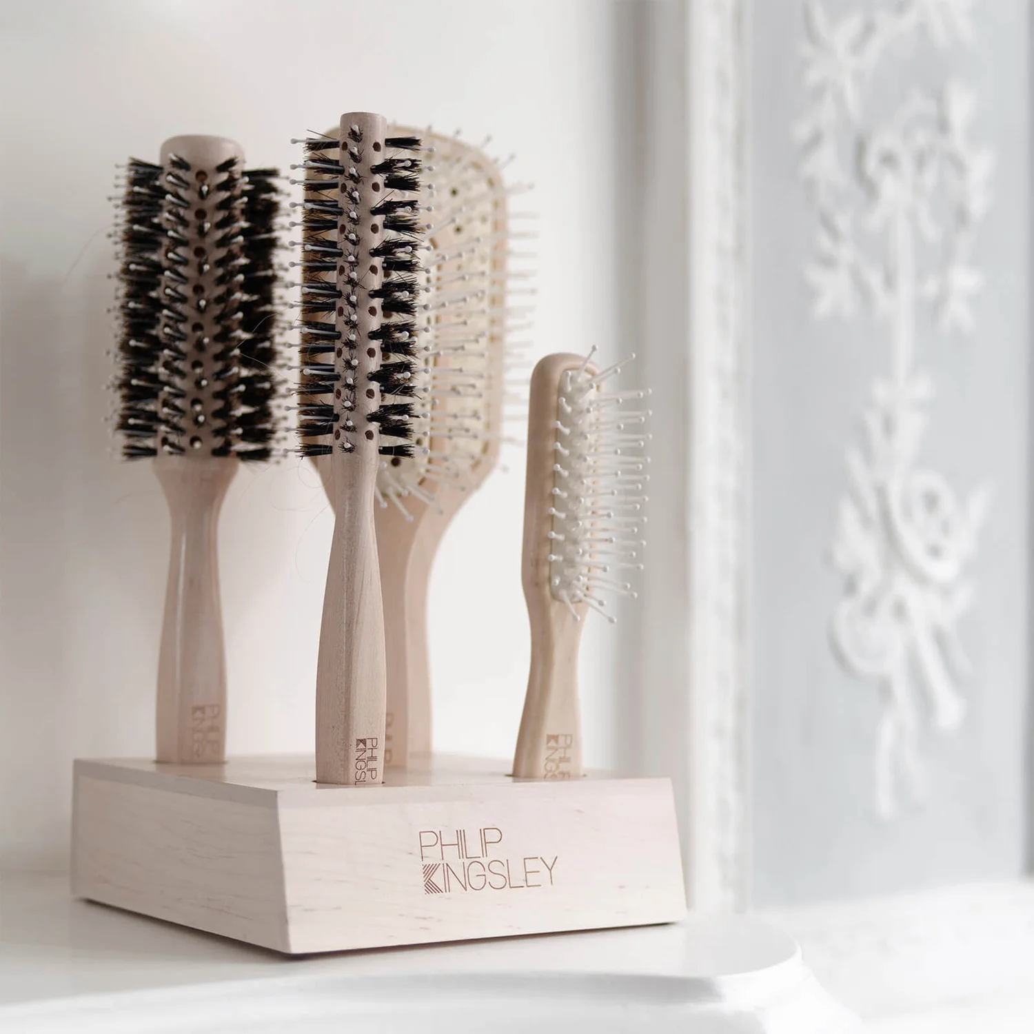 Philip Kingsley Vented Grooming Brush 5 Philip Kingsley Vented Grooming Brush - Image 3