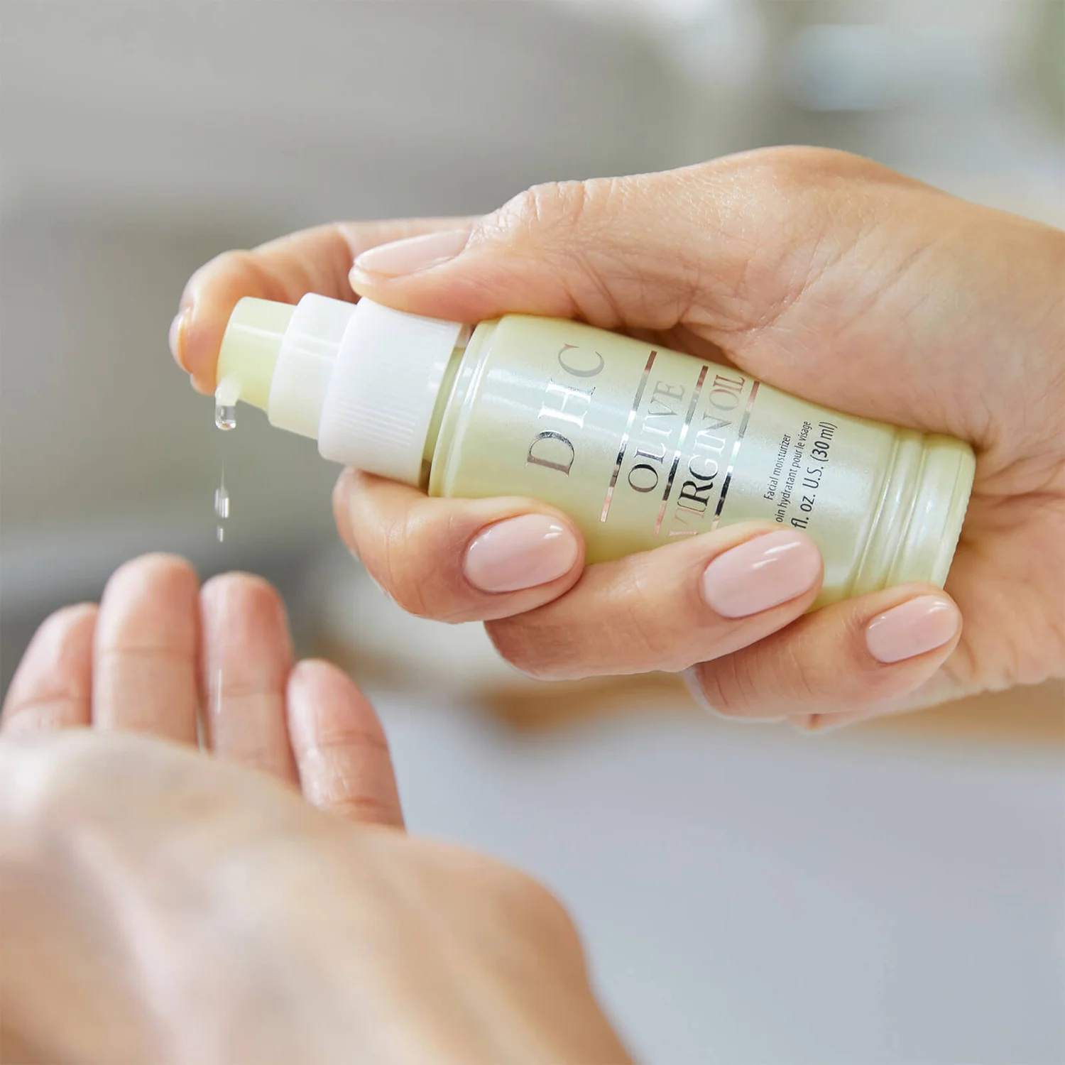 DHC Olive Virgin Oil (30ml) 6 DHC Olive Virgin Oil (30ml) - Image 4