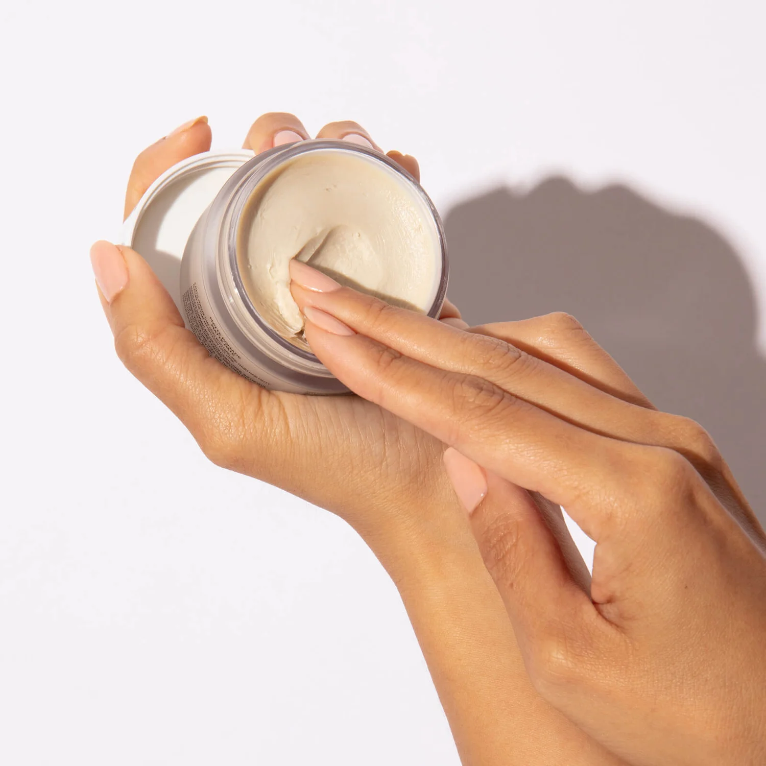 OUAI Matte Pomade 50ml 4 OUAI Matte Pomade 50ml - Image 2