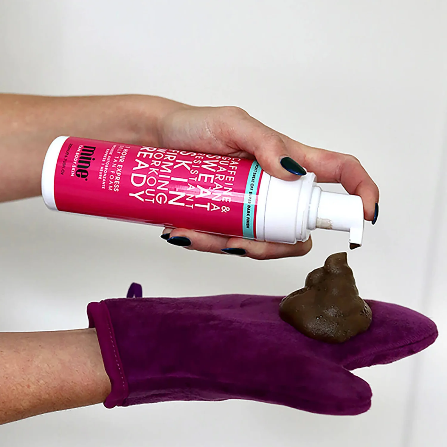 MineTan Workout Ready Self Tan Foam 200ml 4 MineTan Workout Ready Self Tan Foam 200ml - Image 2