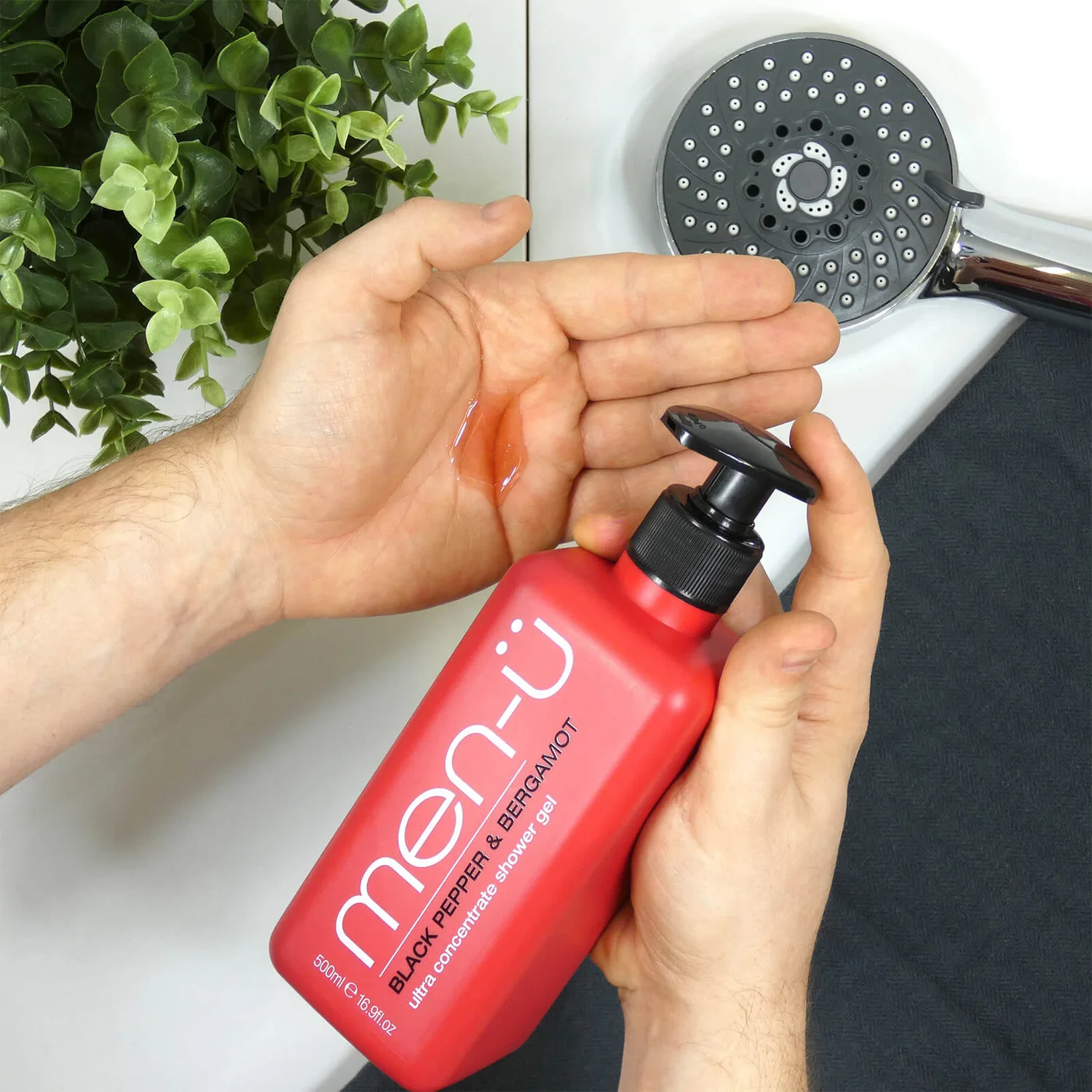 Men-ü Black Pepper & Bergamot Shower Gel 500ml 8 Men-ü Black Pepper & Bergamot Shower Gel 500ml - Image 6