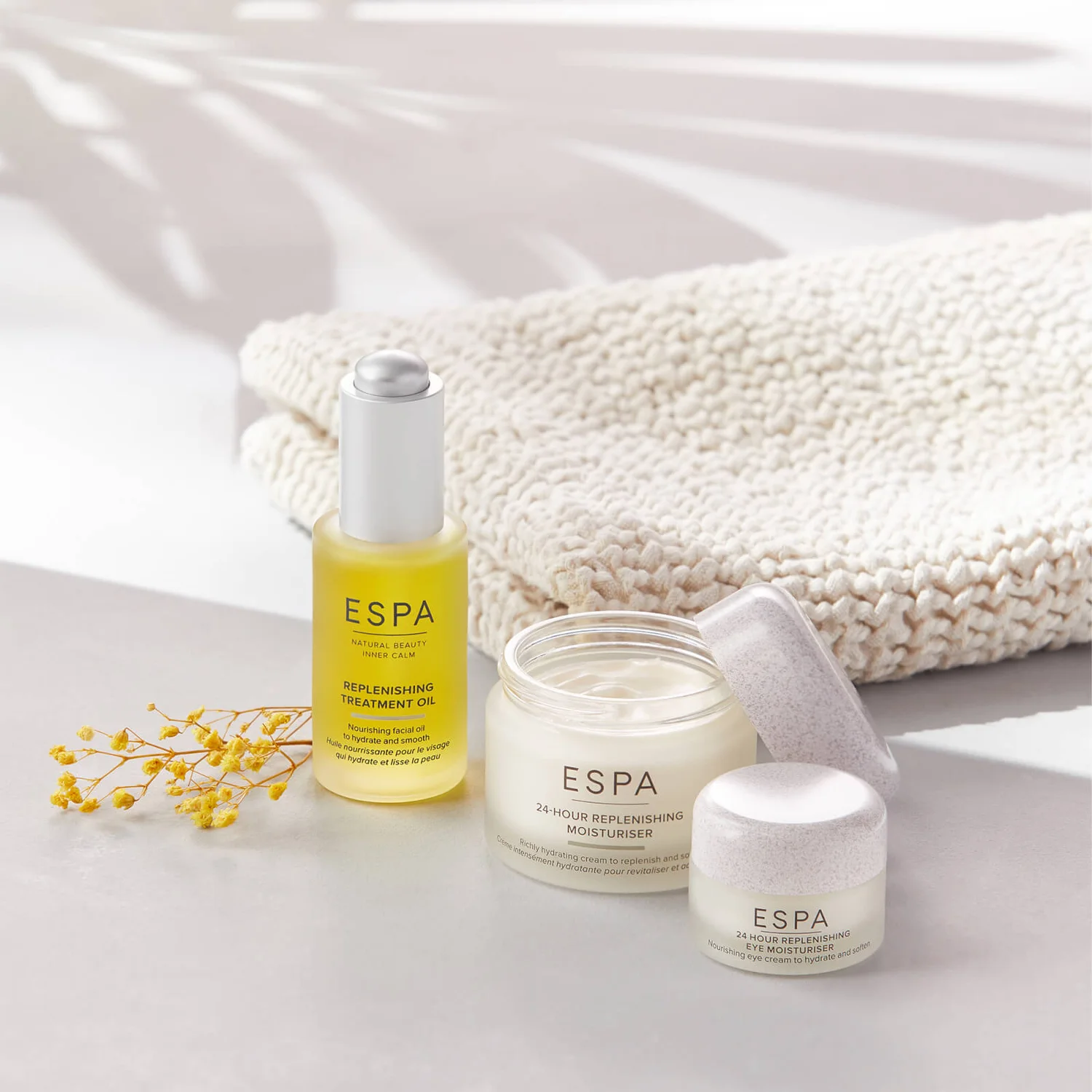 ESPA Replenishing Treatment Oil 30ml 4 ESPA Replenishing Treatment Oil 30ml - Image 2