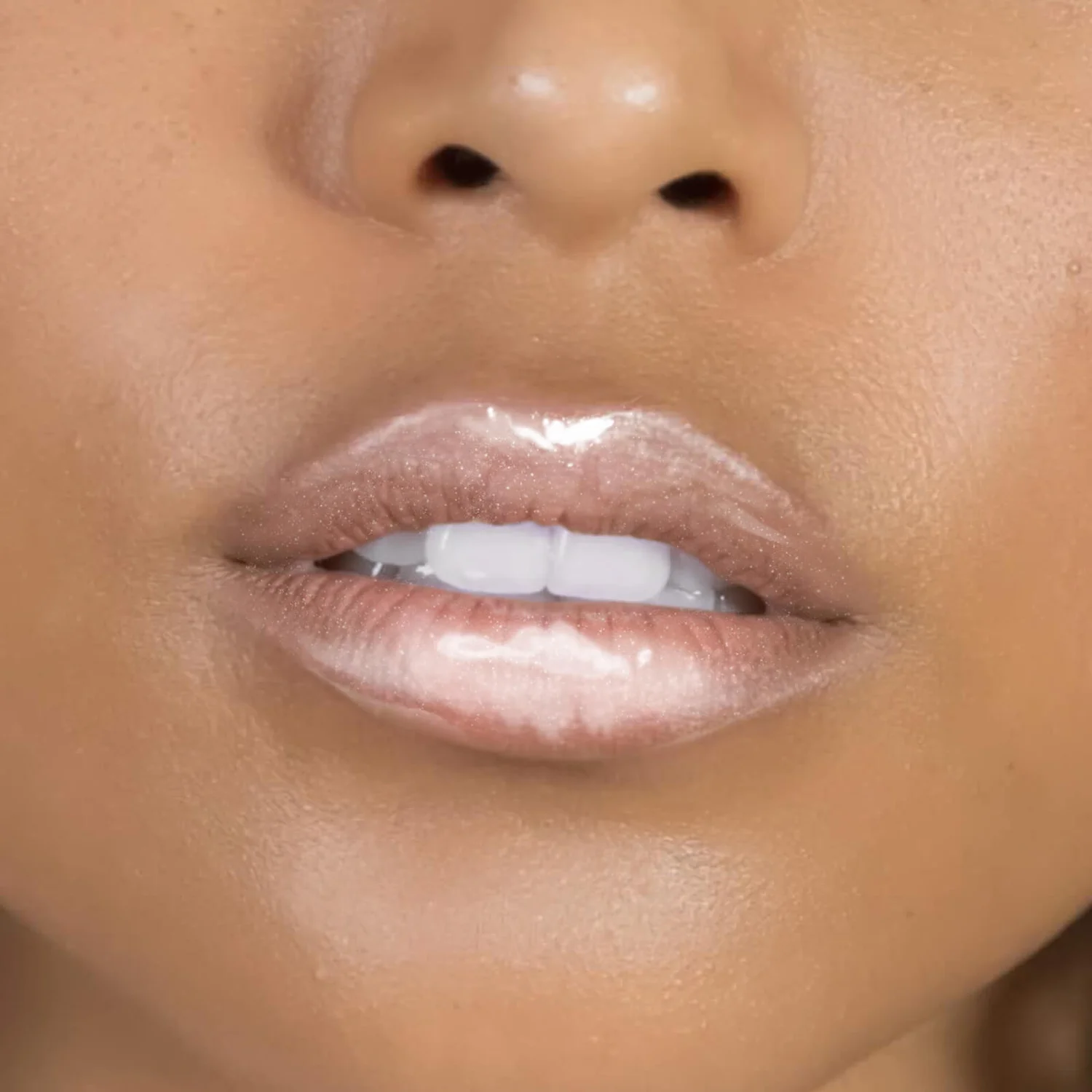 Project Lip Plump And Gloss XL Plump And Collagen Lip Gloss 3.8ml 7 Project Lip Plump And Gloss XL Plump And Collagen Lip Gloss 3.8ml - Image 5