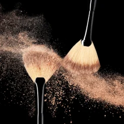 Illamasqua Highlighter Brush 9 Illamasqua Highlighter Brush -Cosmetic Products Store 12361843 2054823859190539