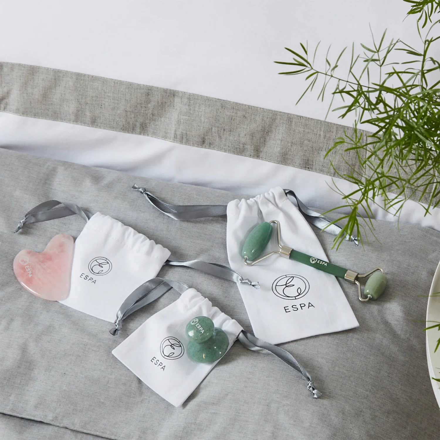 ESPA Rose Quartz Gua Sha Tool 8 ESPA Rose Quartz Gua Sha Tool - Image 6