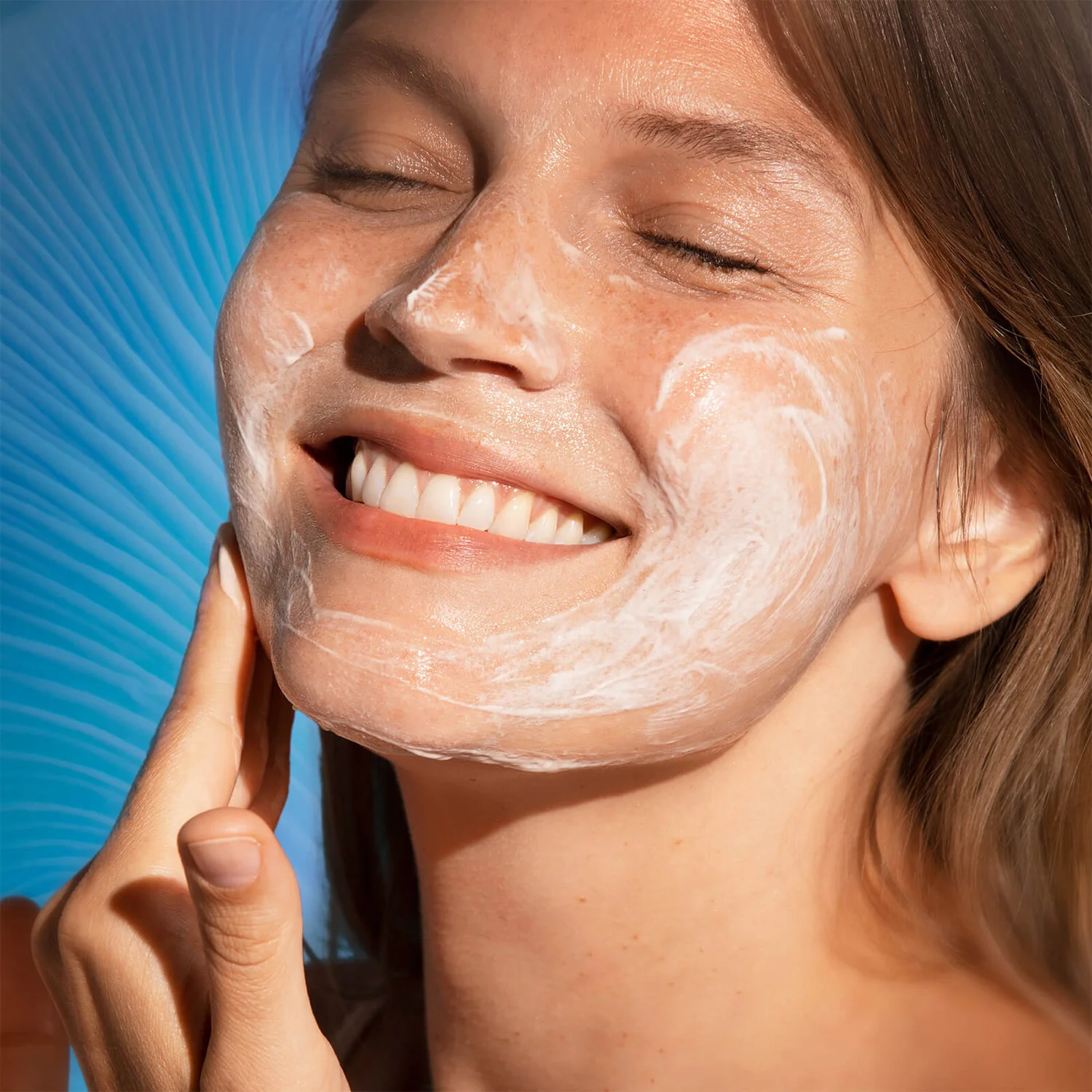 Elemis Pro-Collagen Energising Marine Cleanser 150ml 8 Elemis Pro-Collagen Energising Marine Cleanser 150ml - Image 6