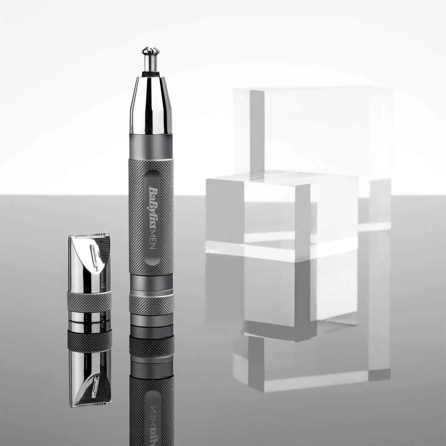 BaByliss For Men Super-X Metal Series High Performance Diamond Precision Nose & Brow Trimmer 4 BaByliss For Men Super-X Metal Series High Performance Diamond Precision Nose & Brow Trimmer - Image 2