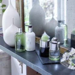 Molton Brown Lily & Magnolia Blossom Eau De Toilette 100ml -Cosmetic Products Store 12751099 1194833223705809